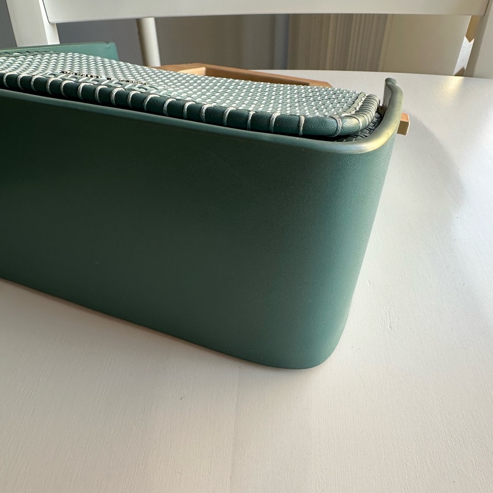 *SOLD* NWOT Charles & Keith Woven Wood Effect Top Handle Crossbody Bag MintGreen - Picture 8 of 16